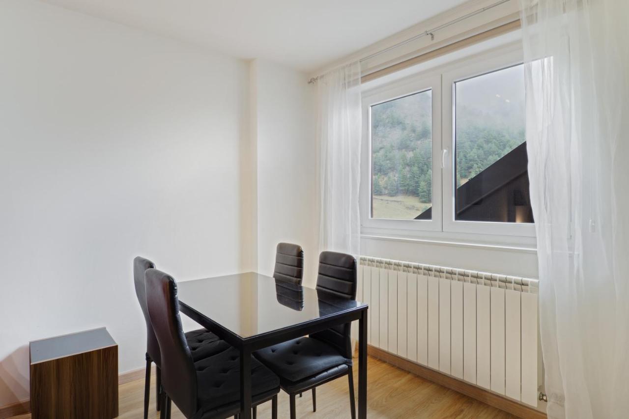 Comfortable Studio With Mountain View In Arinsal 40 M² + Ski Storage Exterior foto