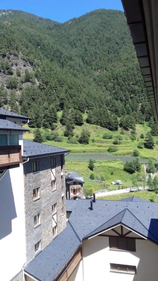 Comfortable Studio With Mountain View In Arinsal 40 M² + Ski Storage Exterior foto