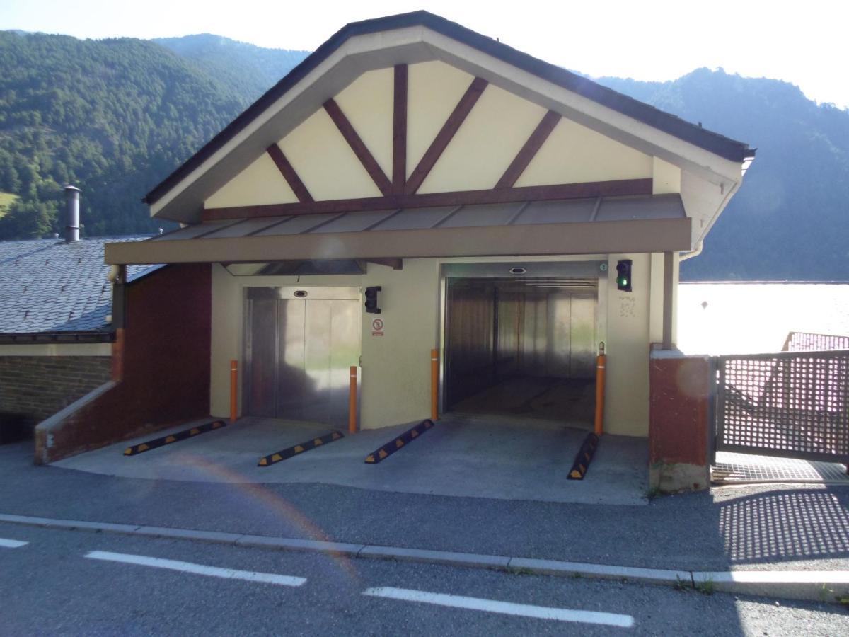Comfortable Studio With Mountain View In Arinsal 40 M² + Ski Storage Exterior foto